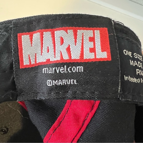 Marvel Black Hat with Red and White Logo - Picture 7 of 8